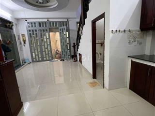 cho thuê nhà Trần Quốc Thảo 4PN 4WC giá 18tr