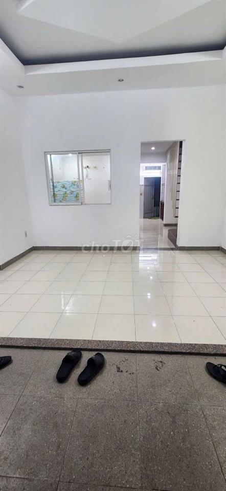 cho thuê nhà Thích Quảng Đức 4.7x10m, 2PN giá 12tr