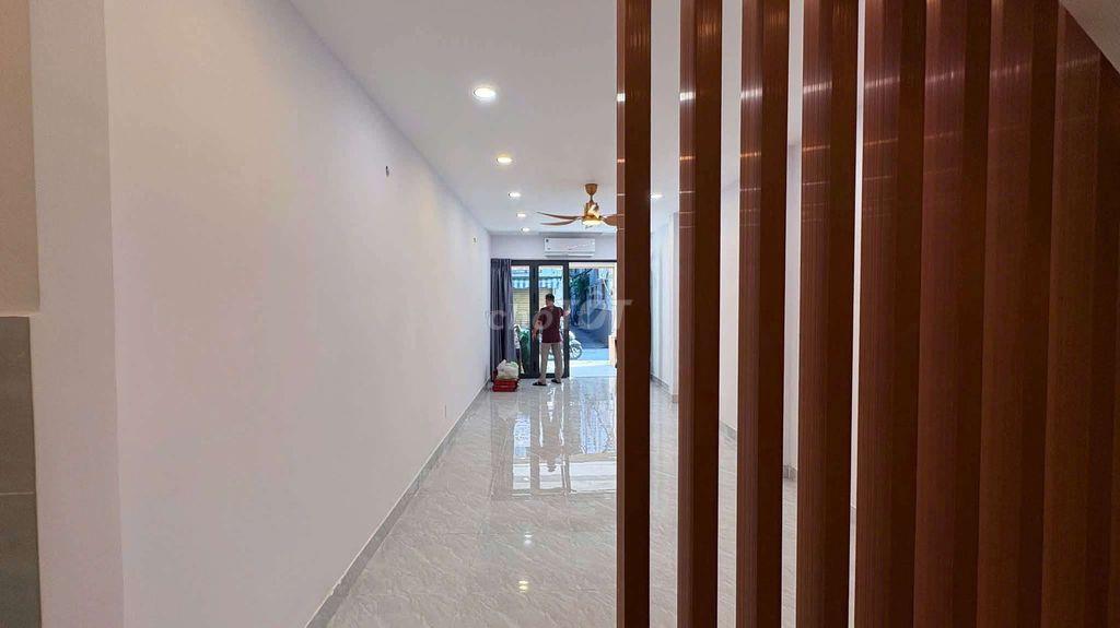 18TR CĂN MẶT TIỀN 3×14M, 2PN TRẦN KHẮC CHÂN