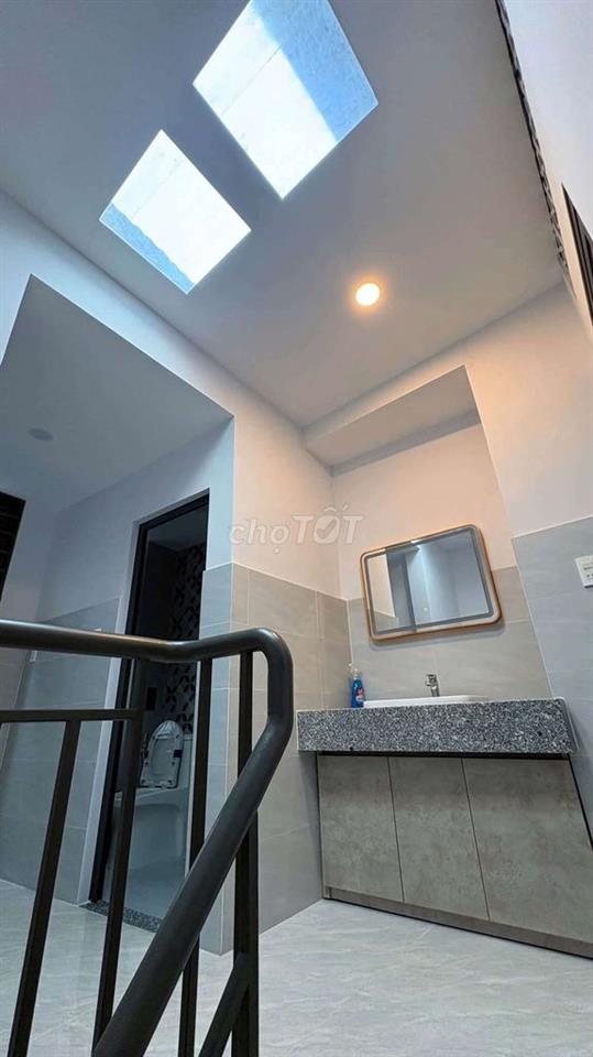 18TR CĂN MẶT TIỀN 3×14M, 2PN TRẦN KHẮC CHÂN