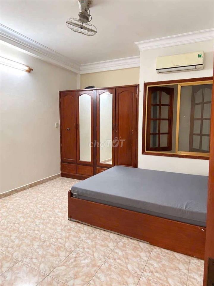 17Tr nguyên căn 4x18m, 3PN, 4WC Hoàng Hoa Thám