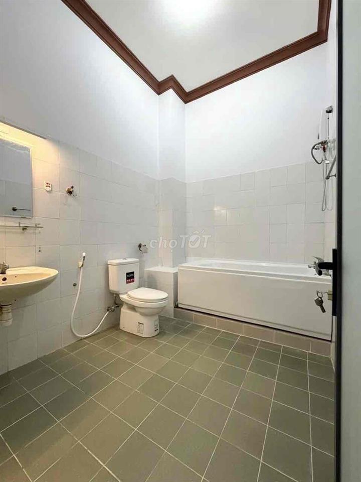 Chính chủ cho thuê 1PN tách bếp + bancol, giếng trời, full nội thất