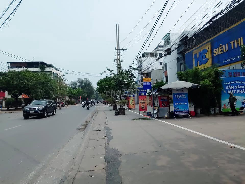 CHO THUÊ CỬA HÀNG LÔ GÓC ĐƯỜNG 2 PHÙ LỖ ĐỐI DIỆN VƯỜN HOA PHÙ LỖ