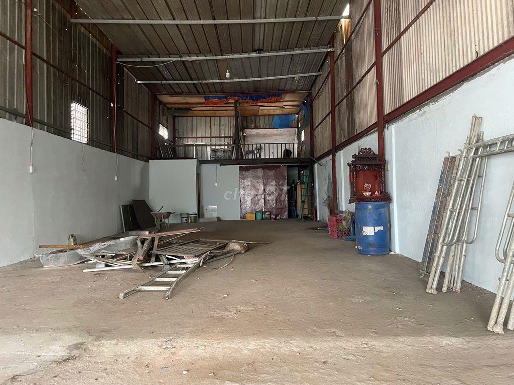 Cho thuê MB Nguyễn Tri Phương, 7 x 29m, Giá 19tr/ tháng