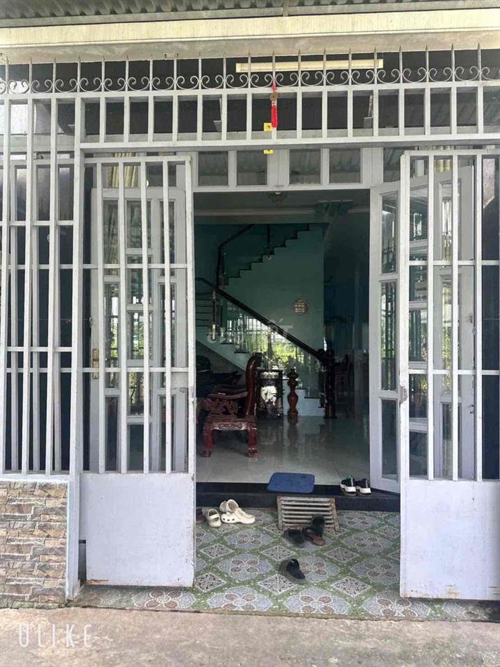 nhà xây kiên cố có sổ hồng riêng lh ***