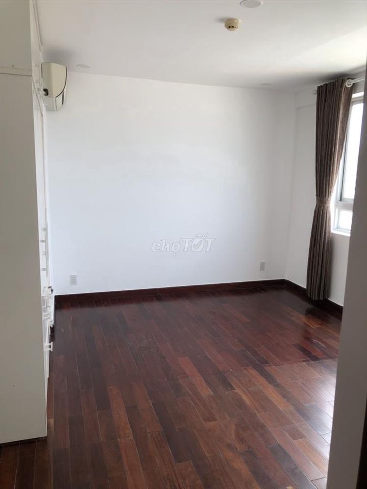 CHO THUÊ CĂN HỘ HÙNG VƯƠNG PLAZA QUẬN 5  – (130M2 (3PN 2WC) - 20TR/TH