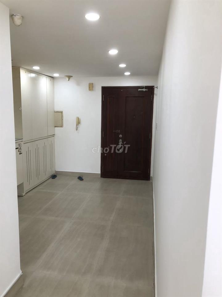 CHO THUÊ CĂN HỘ HÙNG VƯƠNG PLAZA QUẬN 5  – (130M2 (3PN 2WC) - 20TR/TH