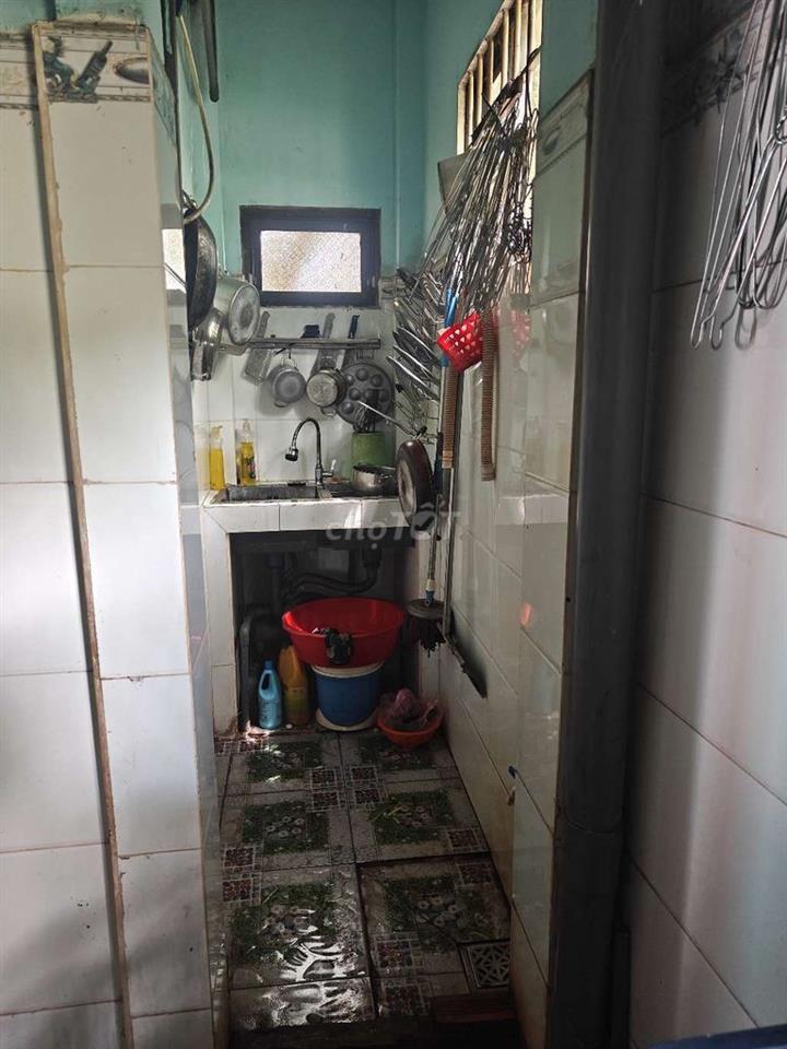 bán nhà chính chủ sổ hồng riêng ngay chợ hóc môn đường trưng nữ vương 