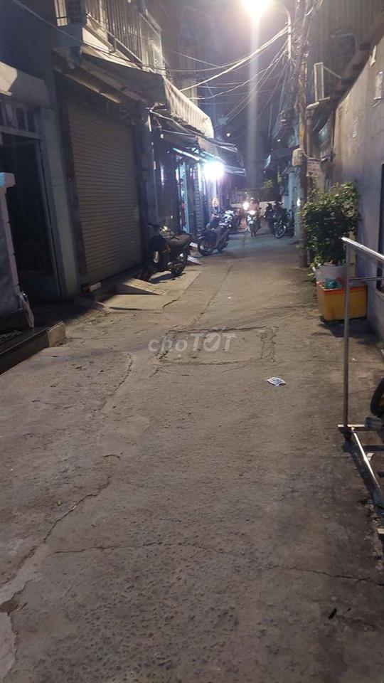Tôi chính chủ bán nhà.