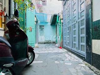 Tôi chính chủ bán nhà.