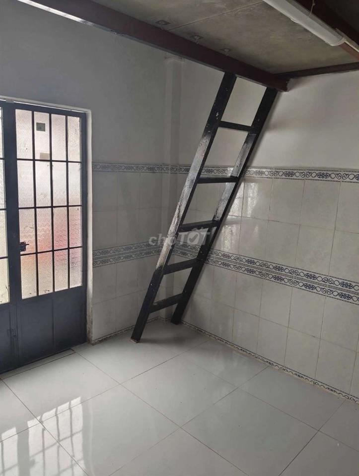 cần pass phòng trọ có máy lạnh