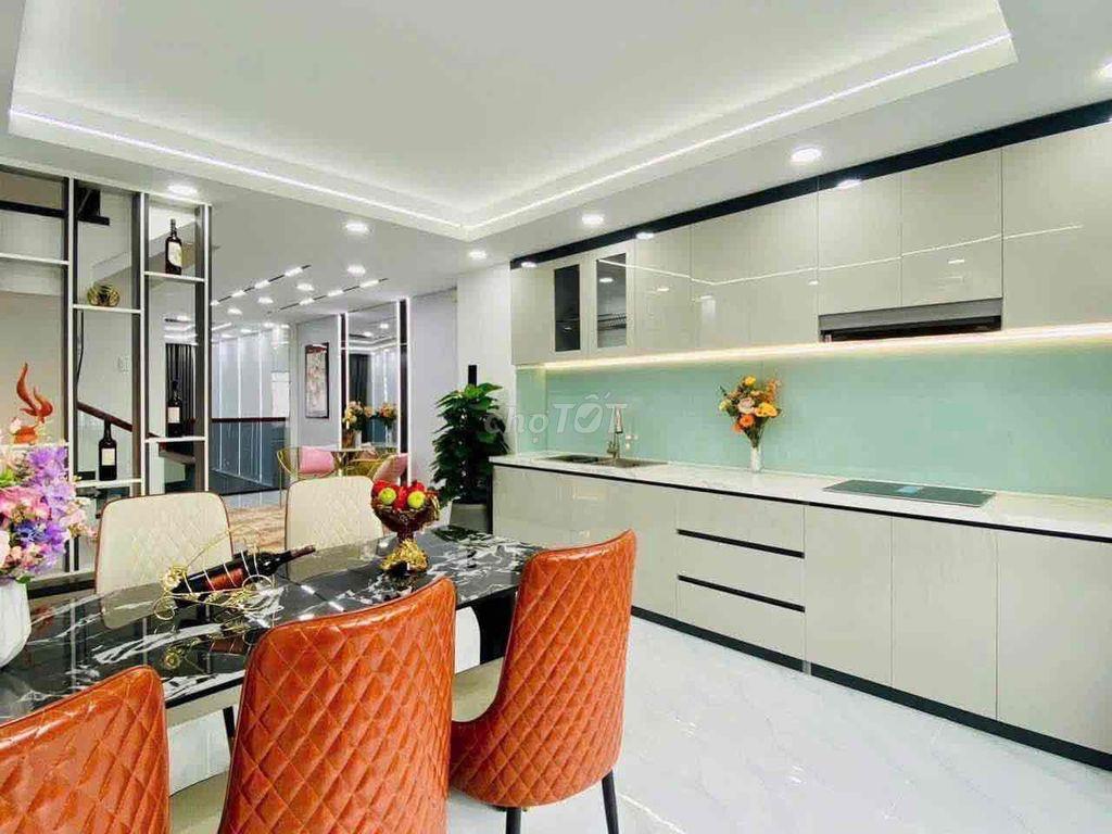 Nhà Lê Văn Quới-HXH- 5 Tầng -60m2 Giá 6 Tỉ 5