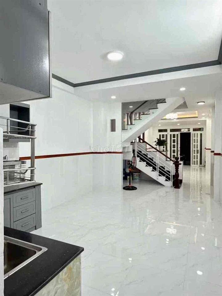 (Bình Tân) Lê Văn Quới khu đồng bộ- 5 tầng -60m2- hxh chỉ 6 tỉ 5