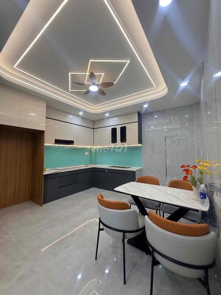 NHÀ H.LỘ 2- 5 Tầng- full nội thất- 50m2. Giá nhỉnh 6t