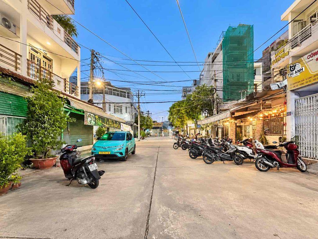 (BÌNH TÂN) NHÀ MẶT TIỀN -LÊ VĂN QUỚI 4 TẦNG. GIÁ CHỈ NHỈNH 7 TỈ