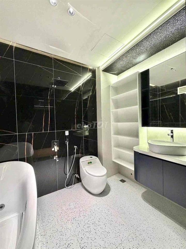 🔥🔥Bán Nhà 5 Tầng - Hương Lộ 2 ( Bình Tân ) - DT 4 x 16m2 - Giá 6Tỷ Nhỉ