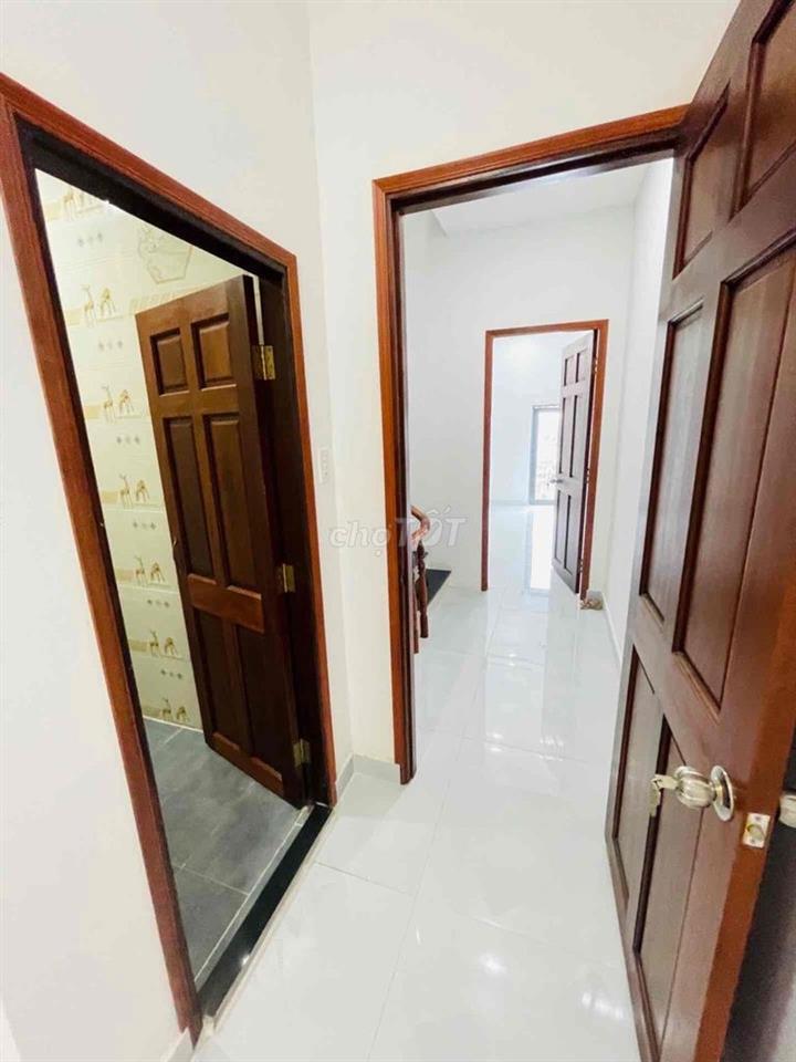 (BÌNH TÂN) NHÀ MỚI H.LỘ 2- 4 TẦNG-63M2-6PN- HXH 8M- GIÁ NHỈNH 5 Tỉ  •