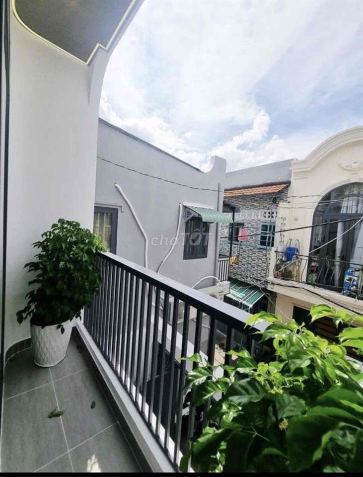 (BÌNH TÂN) MẶT TIỀN KD GẦN CHỢ GÒ XOÀI-3 TẦNG-60M2- GIÁ CHỈ 5 TỈ 8