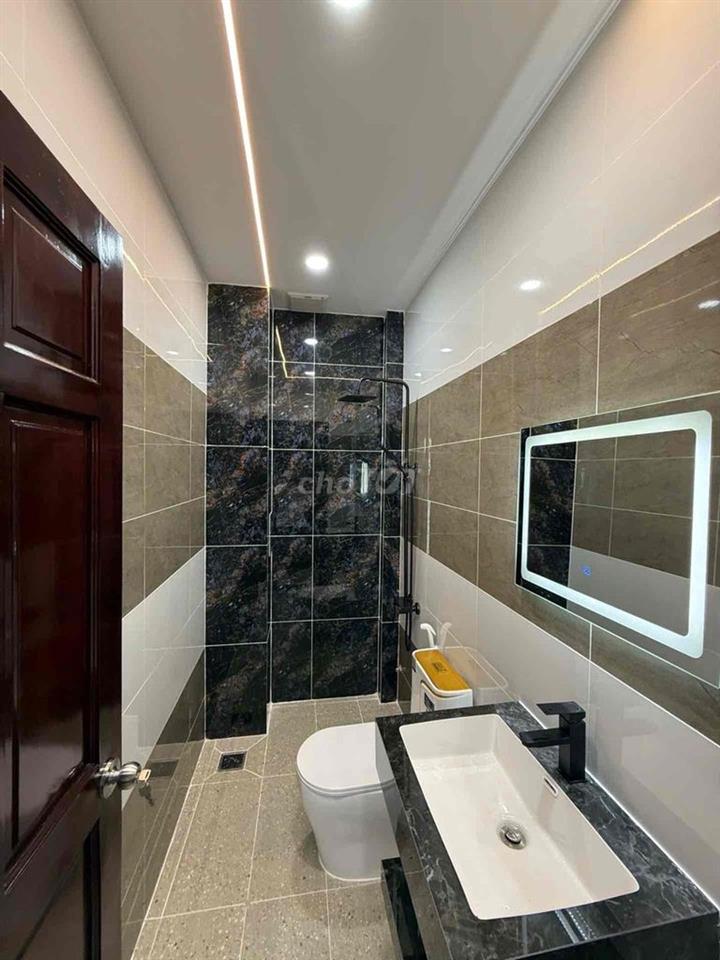 ( TÂN PHÚ) SIÊU PHẨM NHÀ ĐẸP GẦN CHỢ TÂN HƯƠNG-HXH - 4 TẦNG-56M2. NHỈN