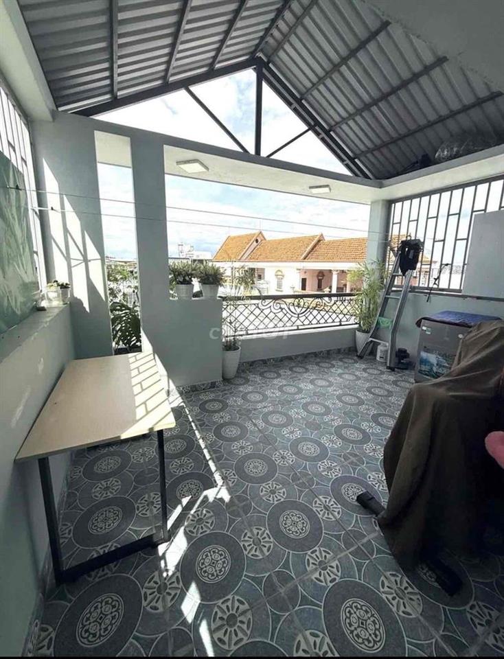 (BÌNH TÂN) NHÀ ĐẸP -4 TẦNG- 80M2-HXT ĐỔ CỬA- THÔNG 2 ĐẦU- CHỈ 5 Tỉ 2 (