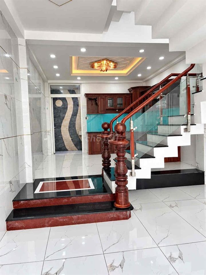 (TÂN PHÚ) NHÀ GÒ DẦU -5 TẦNG -60M2- HẺM XE HƠI TỚI CỬA- KO LỘ GIỚI .GI
