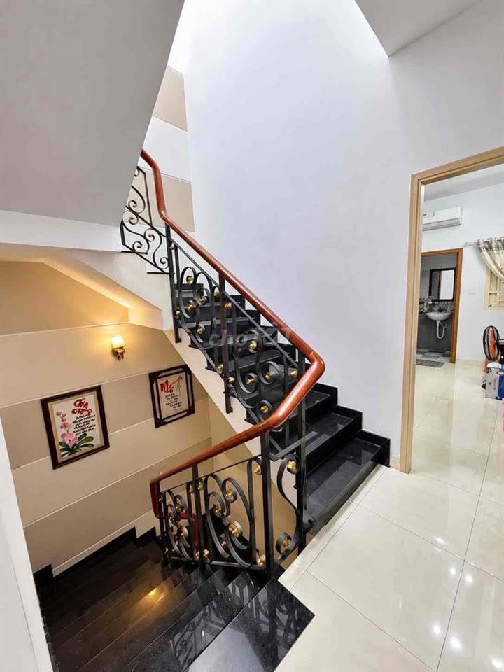 (BÌNH TÂN) 1 XẸT LÊ VĂN QUỚI - 4 TẦNG BTCT- HẺM XE HƠI 10M- 53M2 KO LỘ