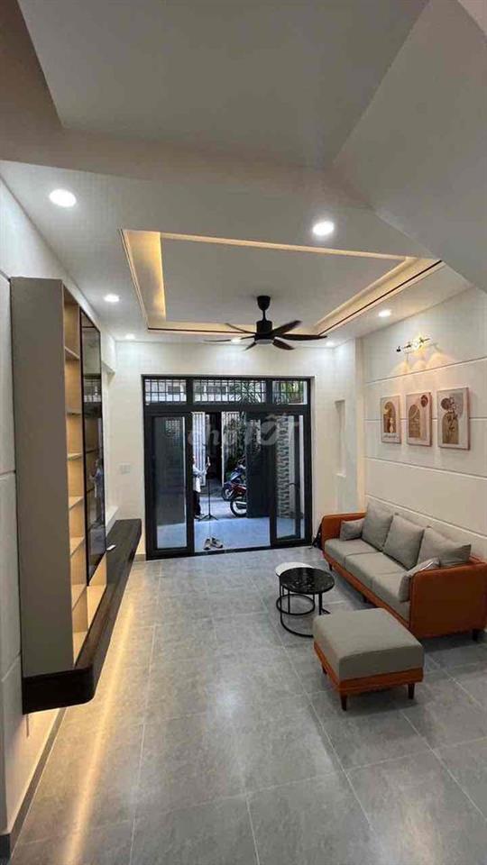 ( TÂN PHÚ)- NHÀ 2 TẦNG-HẺM XE HƠi-56M2-KO LỘ GIỚI- GIÁ NHỈNH 5 TỈ- 093