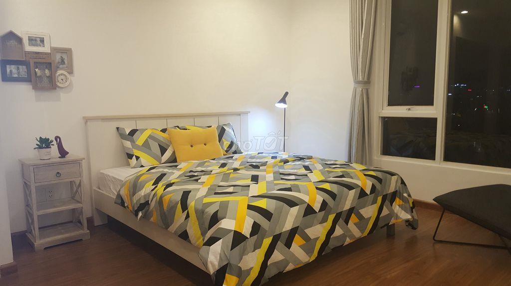 Bán căn hộ chung cư Central Garden, Q1,  83m2, 2PN, 2WC, 5.9 tỷ