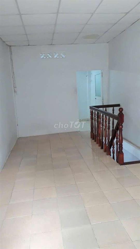 cho thuê nhà trong hẻm đường Nguyễn Tri Phương phường Vườn Lài