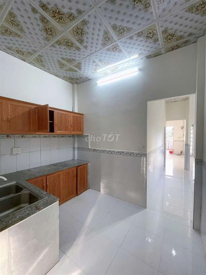 bán LỖ nhà Hóc Môn giá 400 triệu giáp Tân Phú gần chợ Bà Điểm