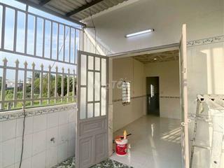 bán LỖ nhà Hóc Môn giá 400 triệu giáp Tân Phú gần chợ Bà Điểm