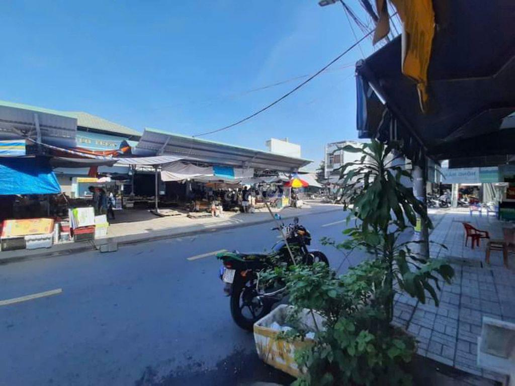 Nhà mặt tiền chợ Xẻo Trôm, Long Xuyên, An Giang