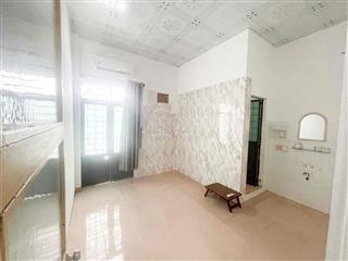 cho thuê phòng wc riêng bao điện nước