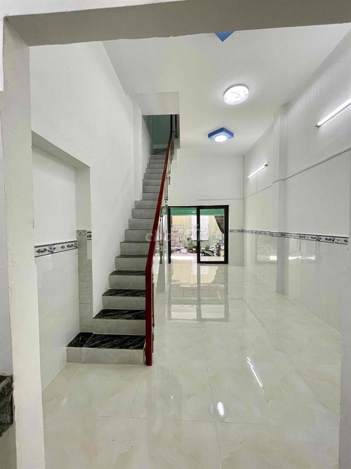 Cần Bán Nhà 1T1L Sát Mặt Tiền Đường Bùi Hữu Nghĩa