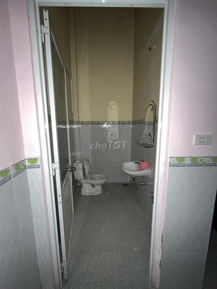 Phòng trọ không chung chủ gần đường bờ kè mới, chợ Bửu Long