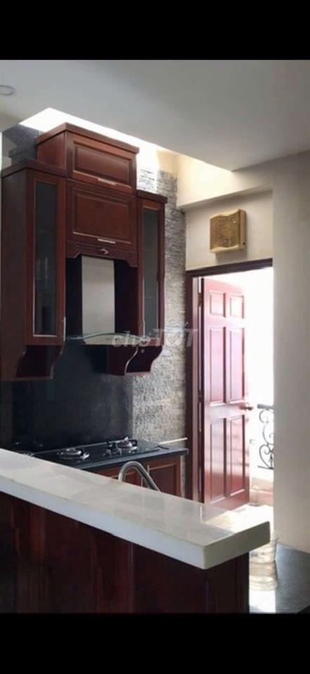nguyên tầng 120m2 mặt tiền hoàng sa