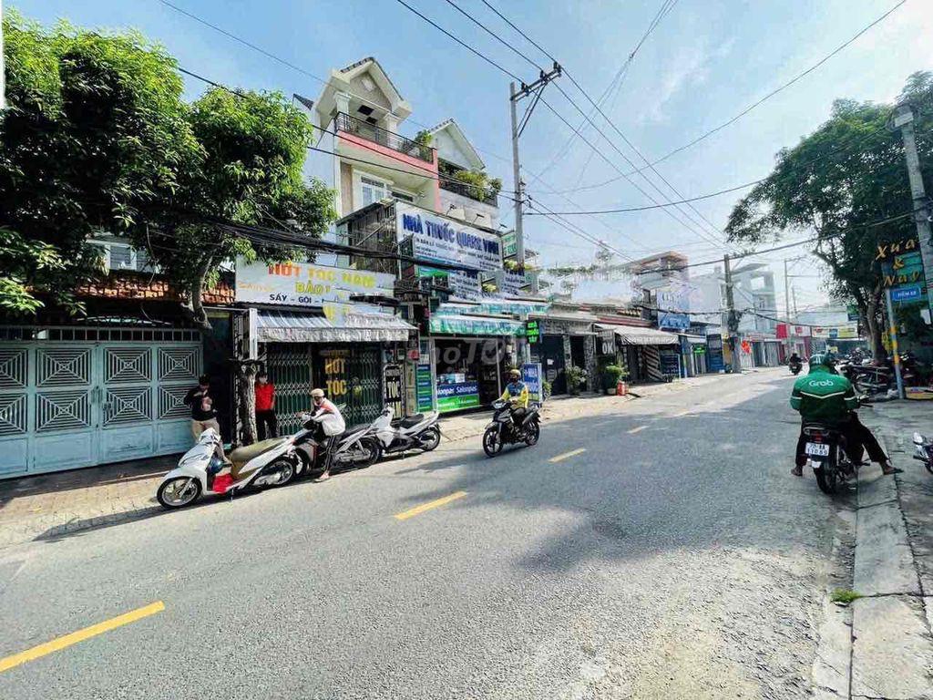 💥NHÀ SẴN NGANG 5.5M - HXH SÁT PHẠM VĂN ĐỒNG - GpXD MỚI 4 TẦNG