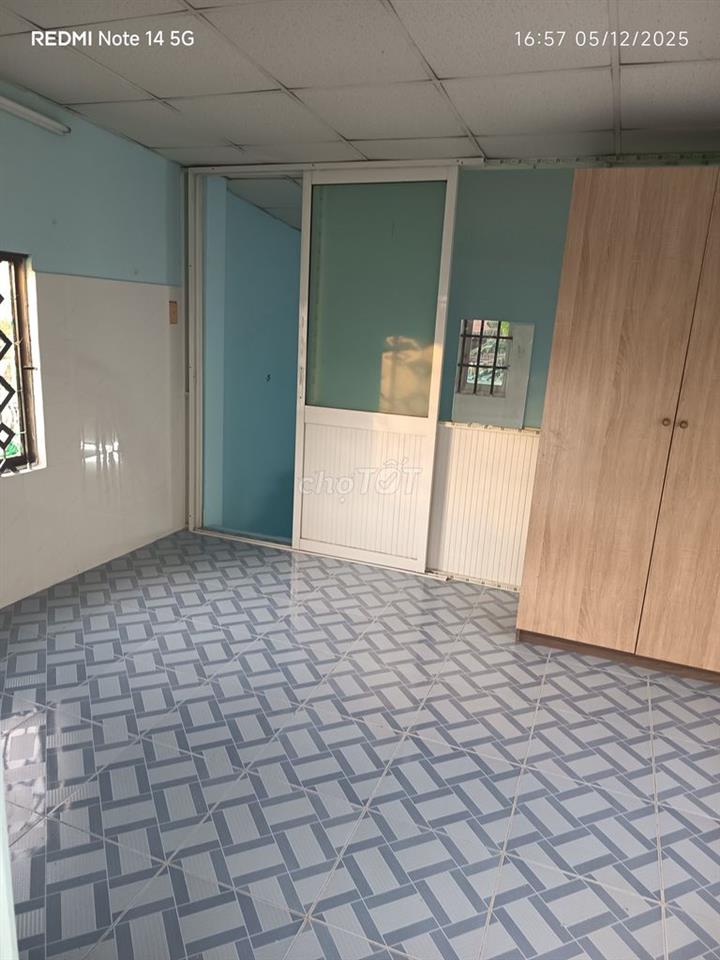 Bán nhà ở cấp 4
