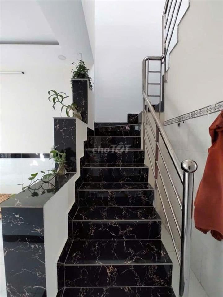 Thuê nhà nguyên căn gần phà cát lái