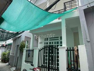 bán nhà 1 trệt 1 lầu hẻm 108/53/4 đường 30/4