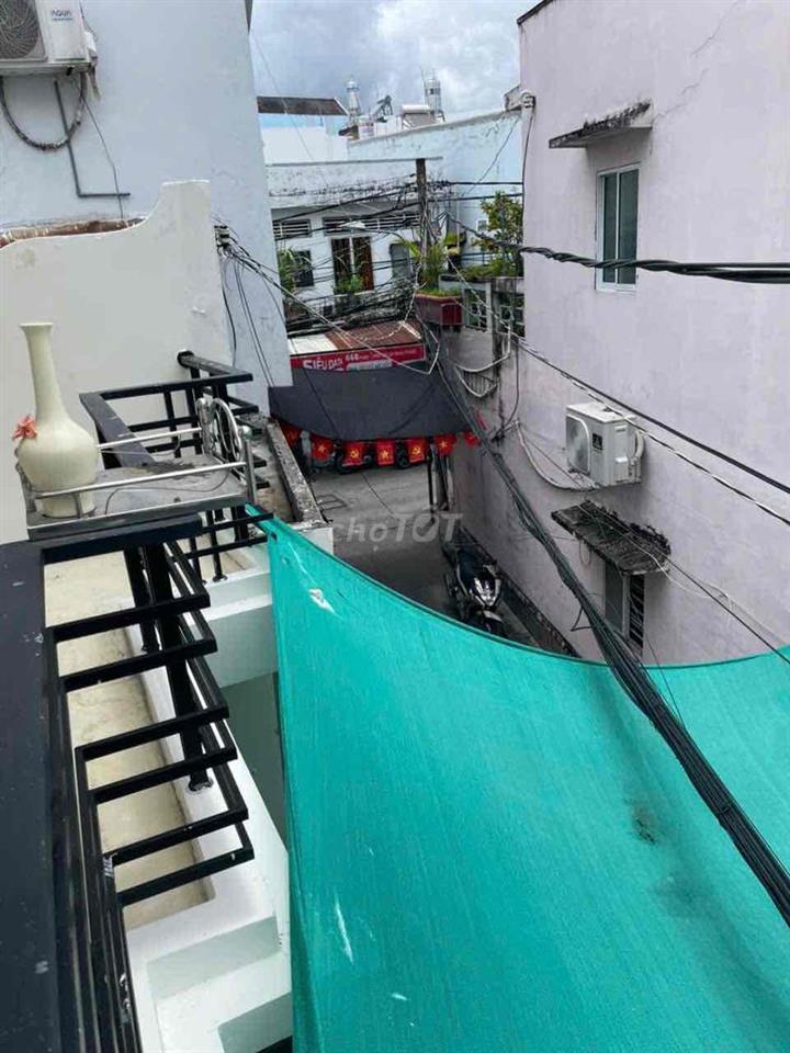 bán nhà 1 trệt 1 lầu hẻm 108/53/4 đường 30/4