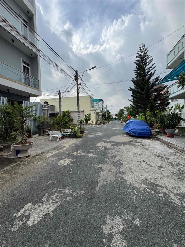Bán Nền Nhà Ngang 5 Dài 20 Khu Hà Hoàng Hổ TP Long Xuyên Khu Hành Chín
