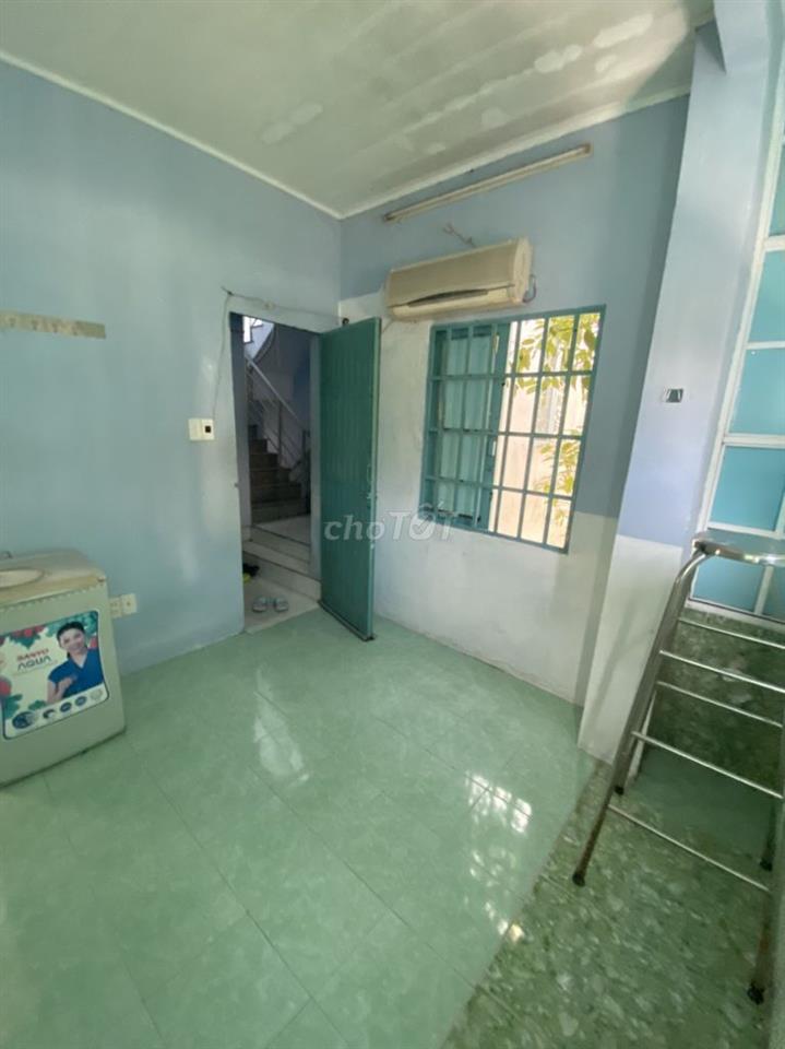PHÒNG RIÊNG GIÁ RẺ TẠI HÀNG XANH HẺM 180-XVNT