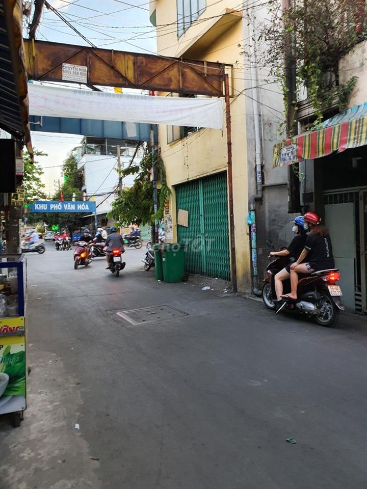 Bán nhà kế trường Nguyễn Công Trứ 10m x 23m giá 18ty