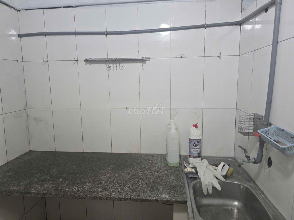 Cho Người đi làm ,Hộ gia đình thuê