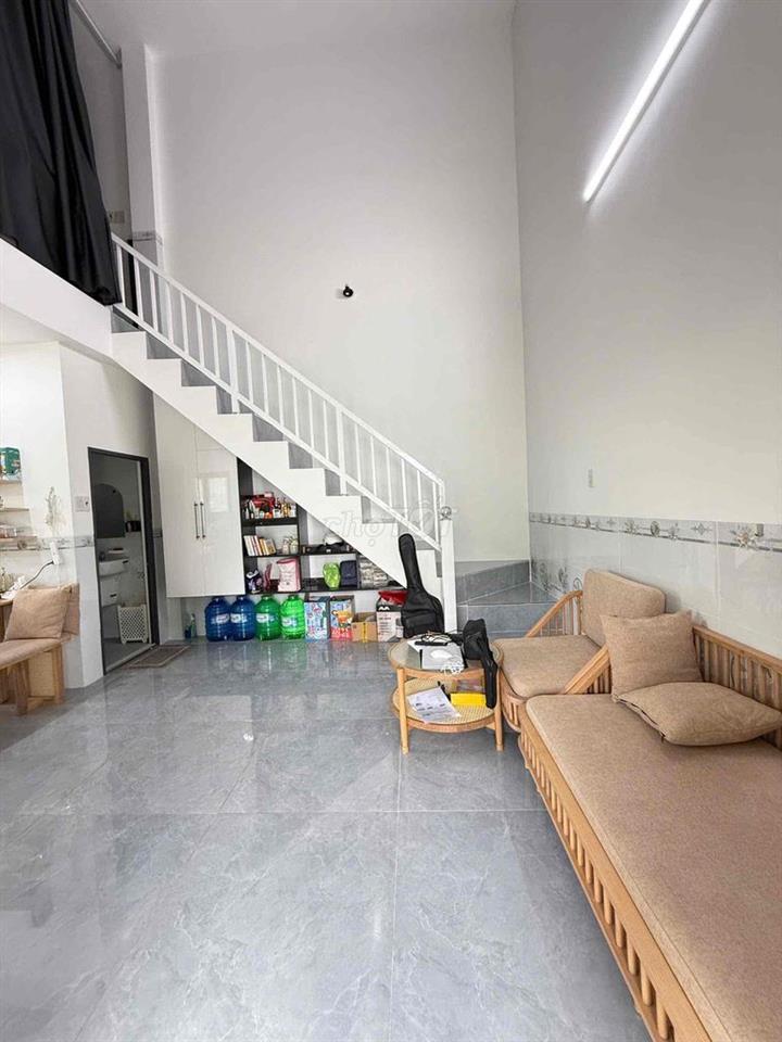 Cho Thuê Nhà Trệt Lửng Căn Góc Mới Đẹp Full Nội Thất Giá 7Tr