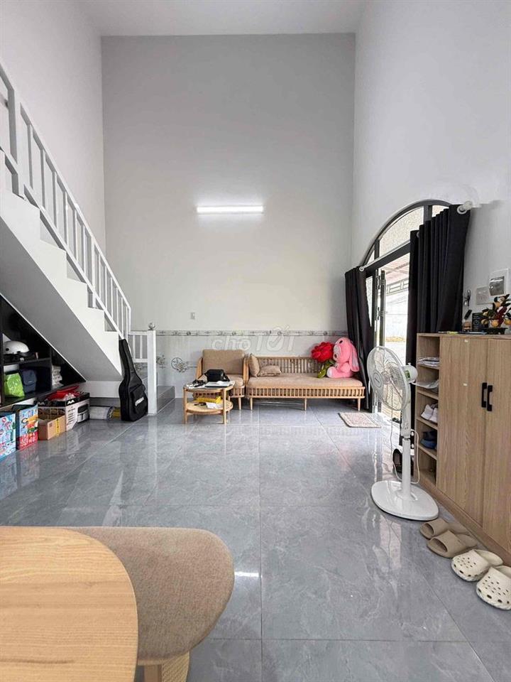 Cho Thuê Nhà Trệt Lửng Căn Góc Mới Đẹp Full Nội Thất Giá 7Tr