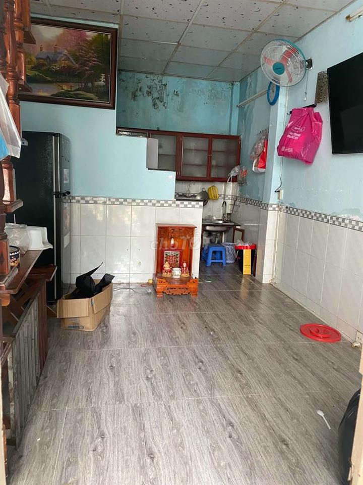 NHÀ NGUYÊN CĂN Q8