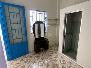 Cho thuê nhà trọ Nữ đường Ni Sư Huỳnh Liên  ( gần Đại Học Văn Hiến)