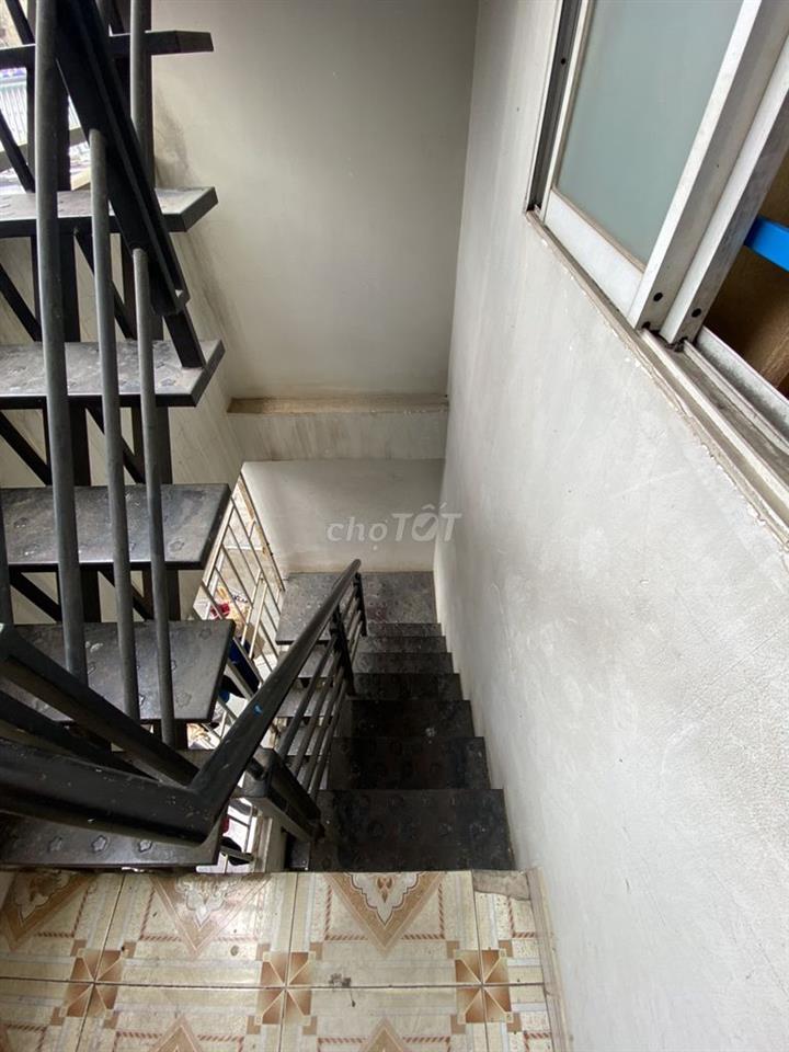 Cho thuê nhà trọ Nữ đường Ni Sư Huỳnh Liên  ( gần Đại Học Văn Hiến)